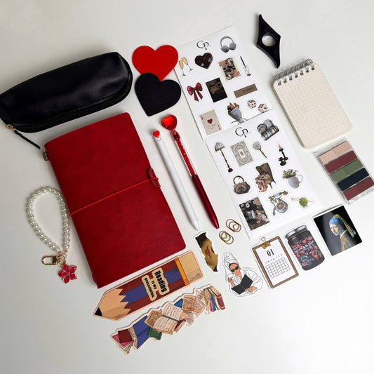 The Bookish Bundle — Black&Red❤️